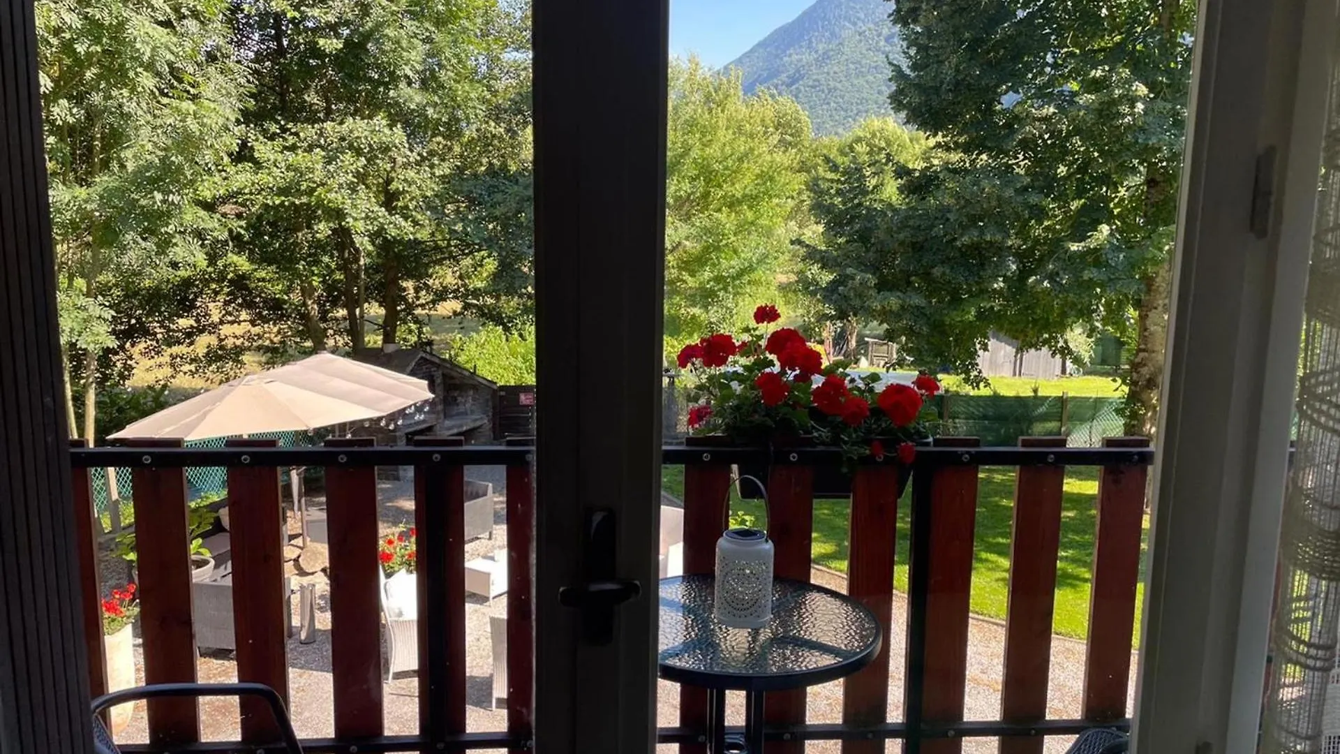 Mountain View 2 Bedroom Apartment Saint Beat Lez  Saint-Beat